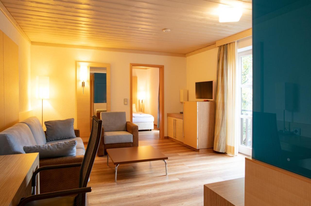 Landhotel Groenenbach Bad Groenenbach Bagian luar foto