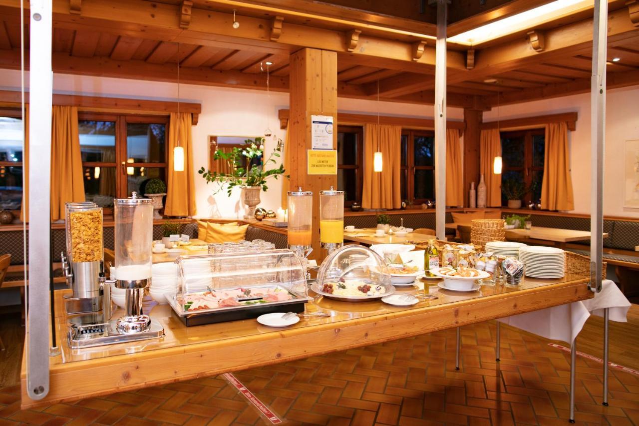 Landhotel Groenenbach Bad Groenenbach Bagian luar foto