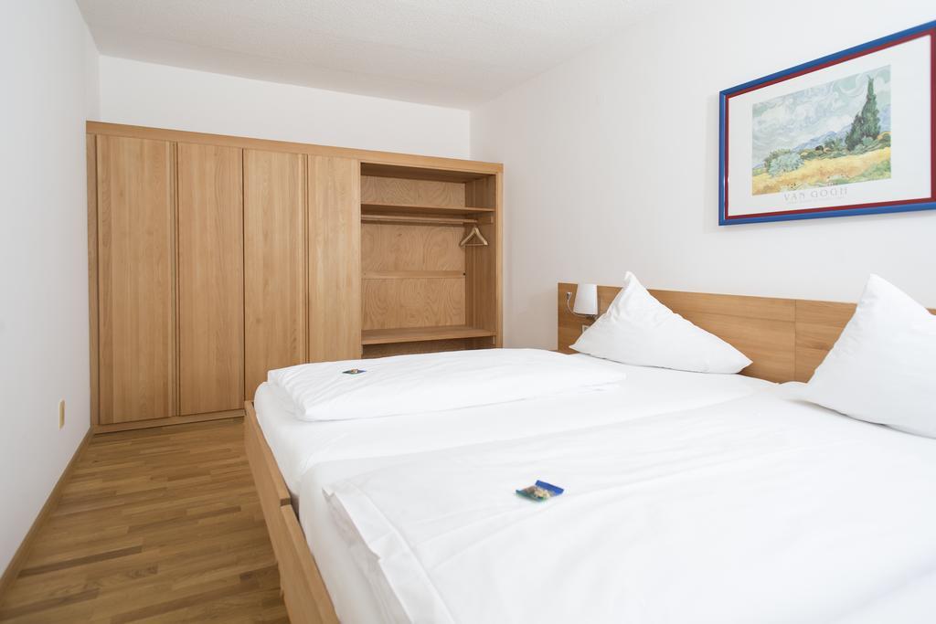 Landhotel Groenenbach Bad Groenenbach Bagian luar foto